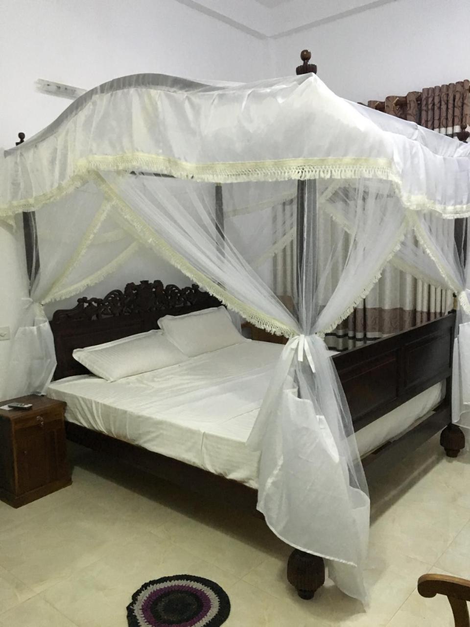 Sea Breeze Hotel Бентота Екстериор снимка