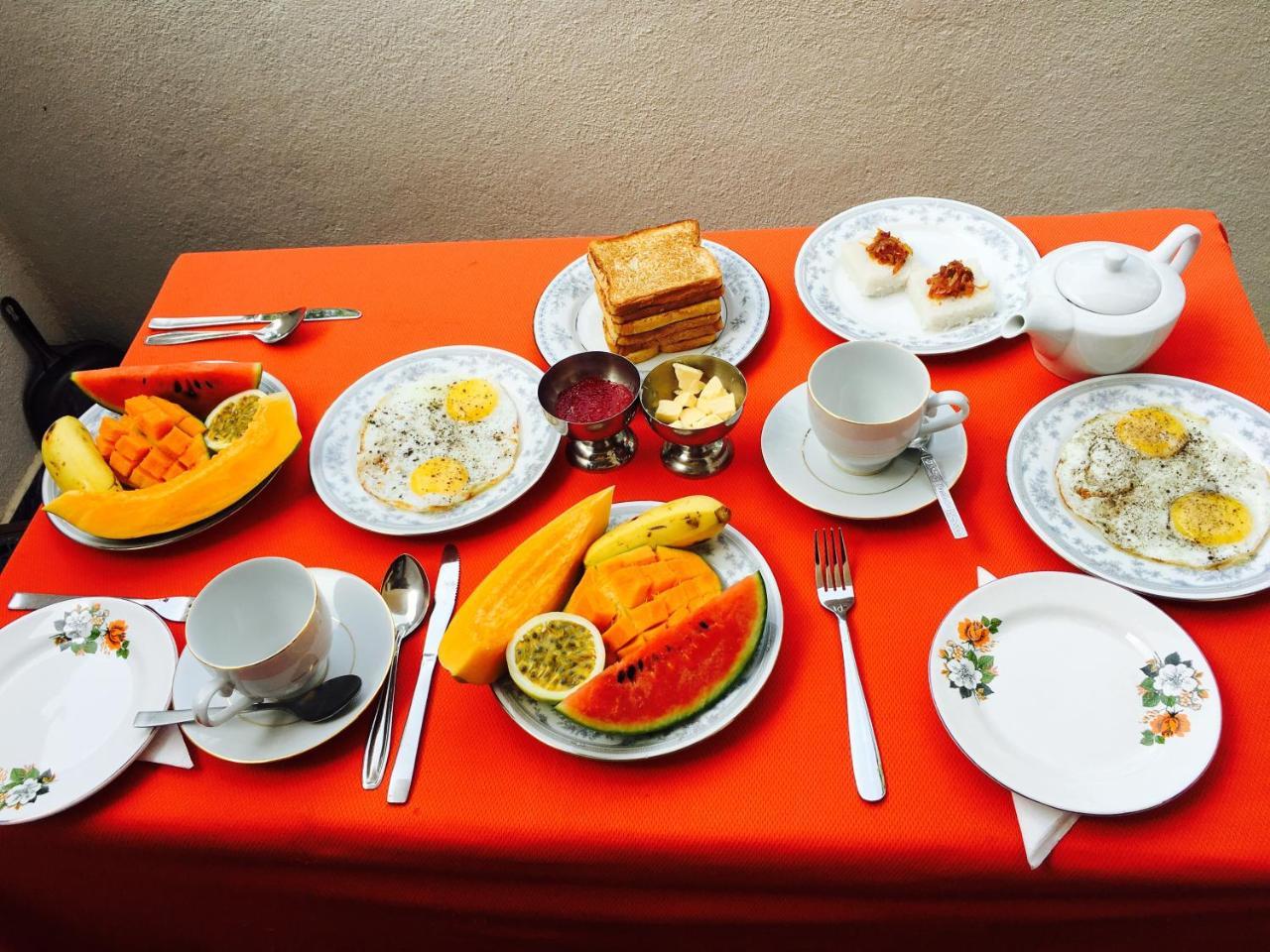 Sea Breeze Hotel Бентота Екстериор снимка